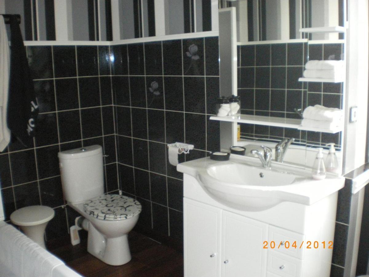 Le Chateau Bed & Breakfast Neuville-Coppegueule Exterior foto